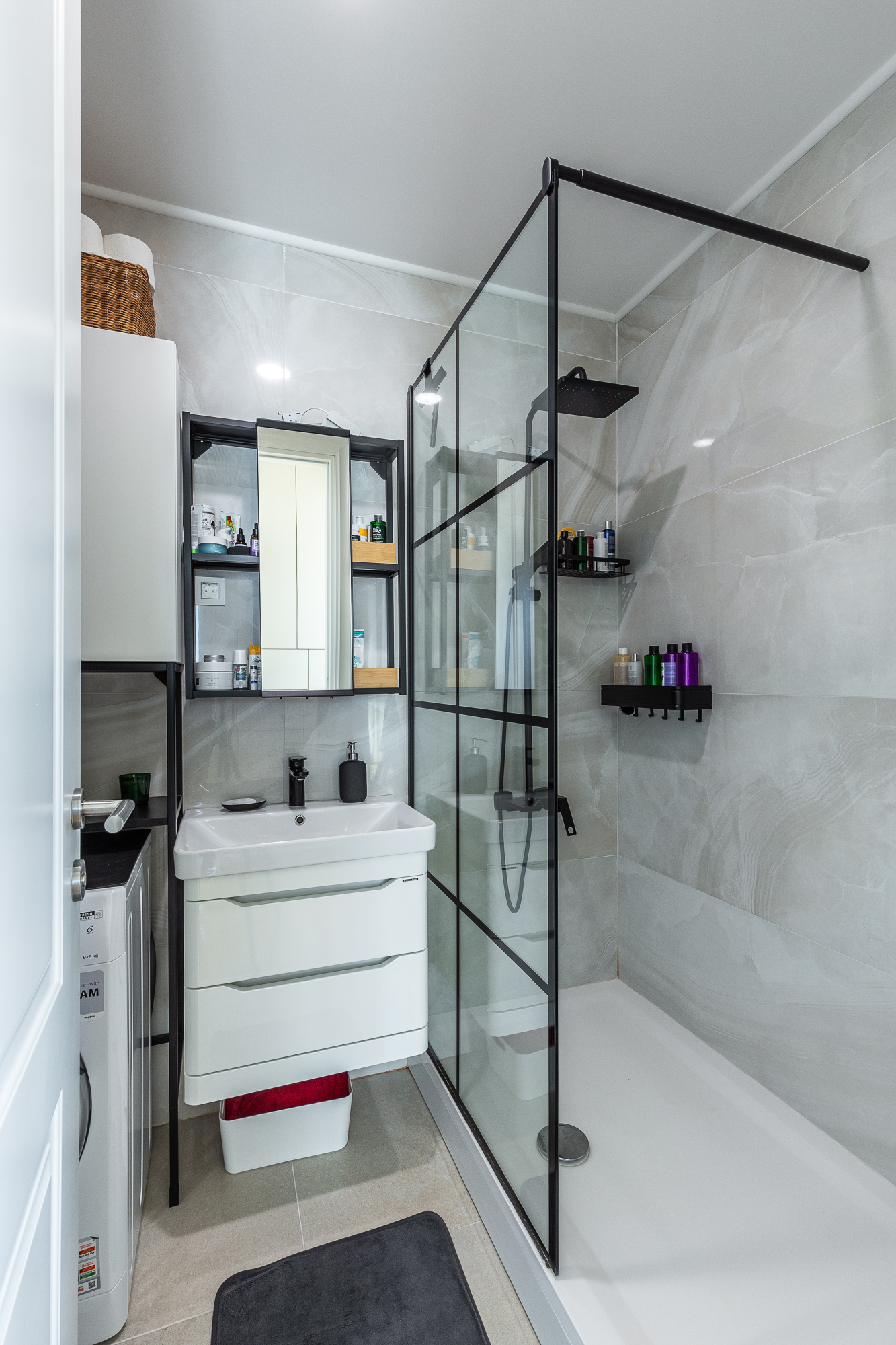 Image of Apartment - 2 Bedrooms - 1 Bathrooms for Sale in Budva-Becici-Montenegro, Image 2